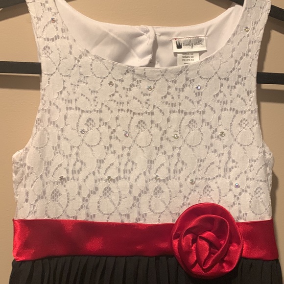 Emily West elegant girls dress - Picture 2 of 8